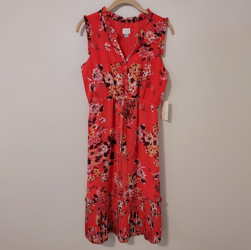 Red floral dress, XS, NWT